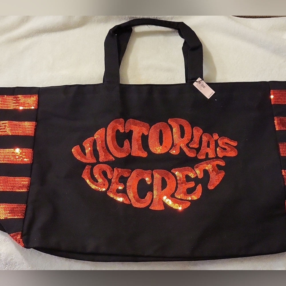 Victoria's Secret bag 26" at top across, 14" high new with tags